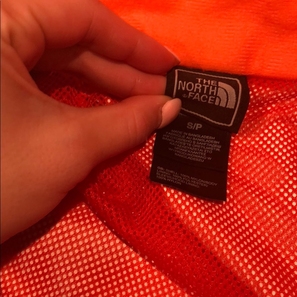 North face jacket - Picture 3 of 3